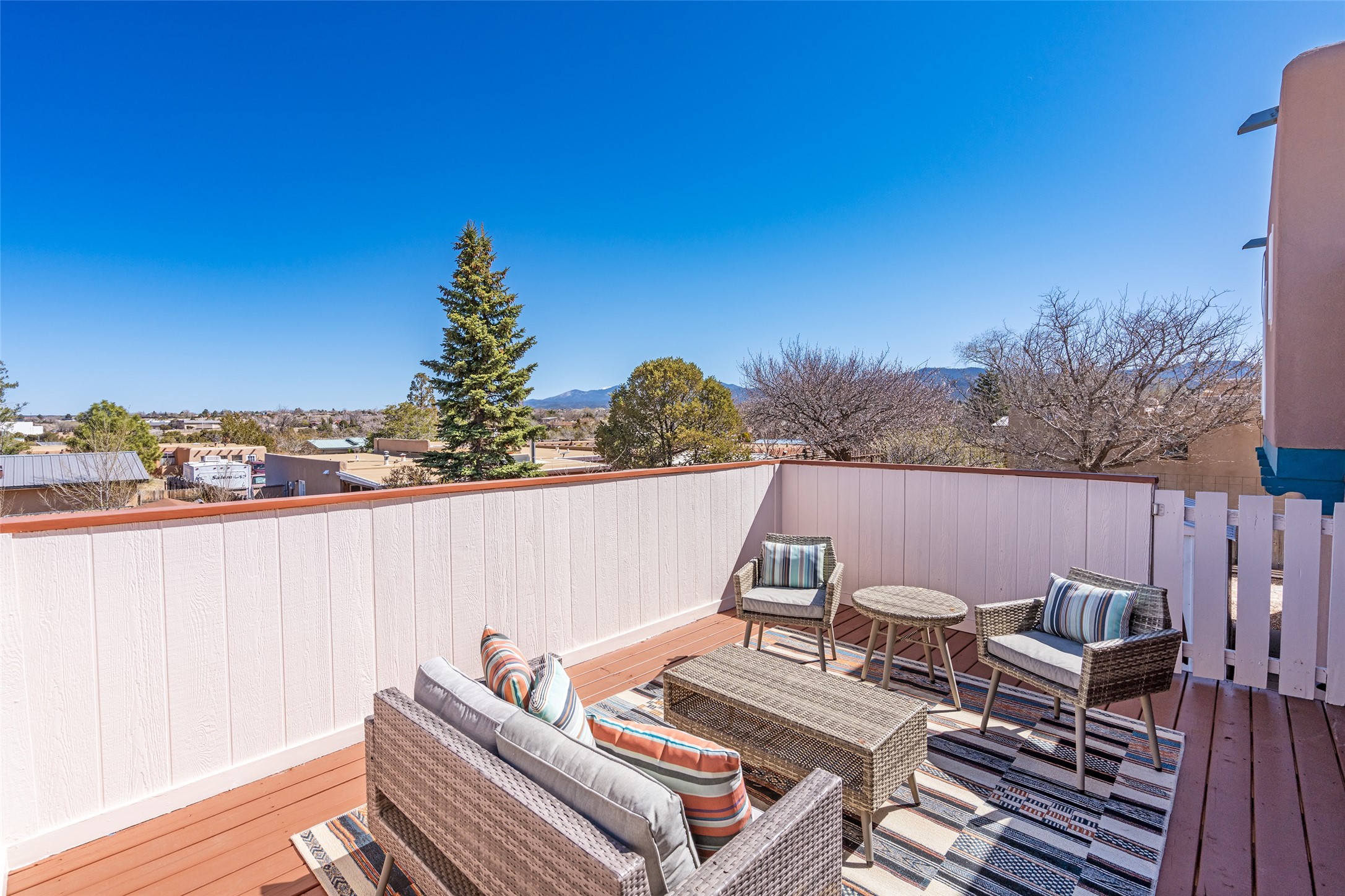 2719 Paseo de Tularosa