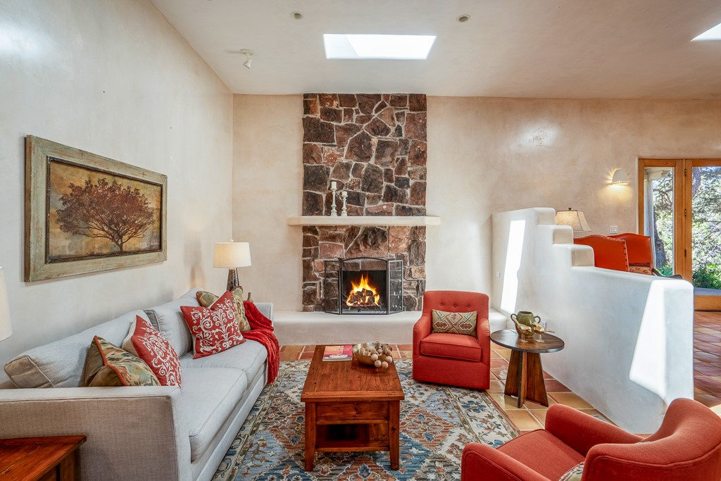 1008 Sangre De Cristo