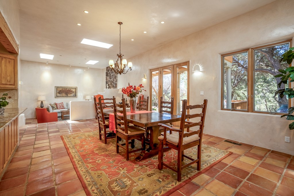 1008 Sangre De Cristo