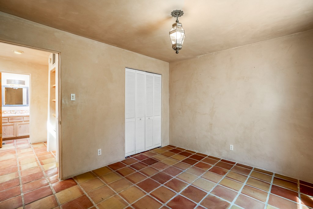 1008 Sangre De Cristo