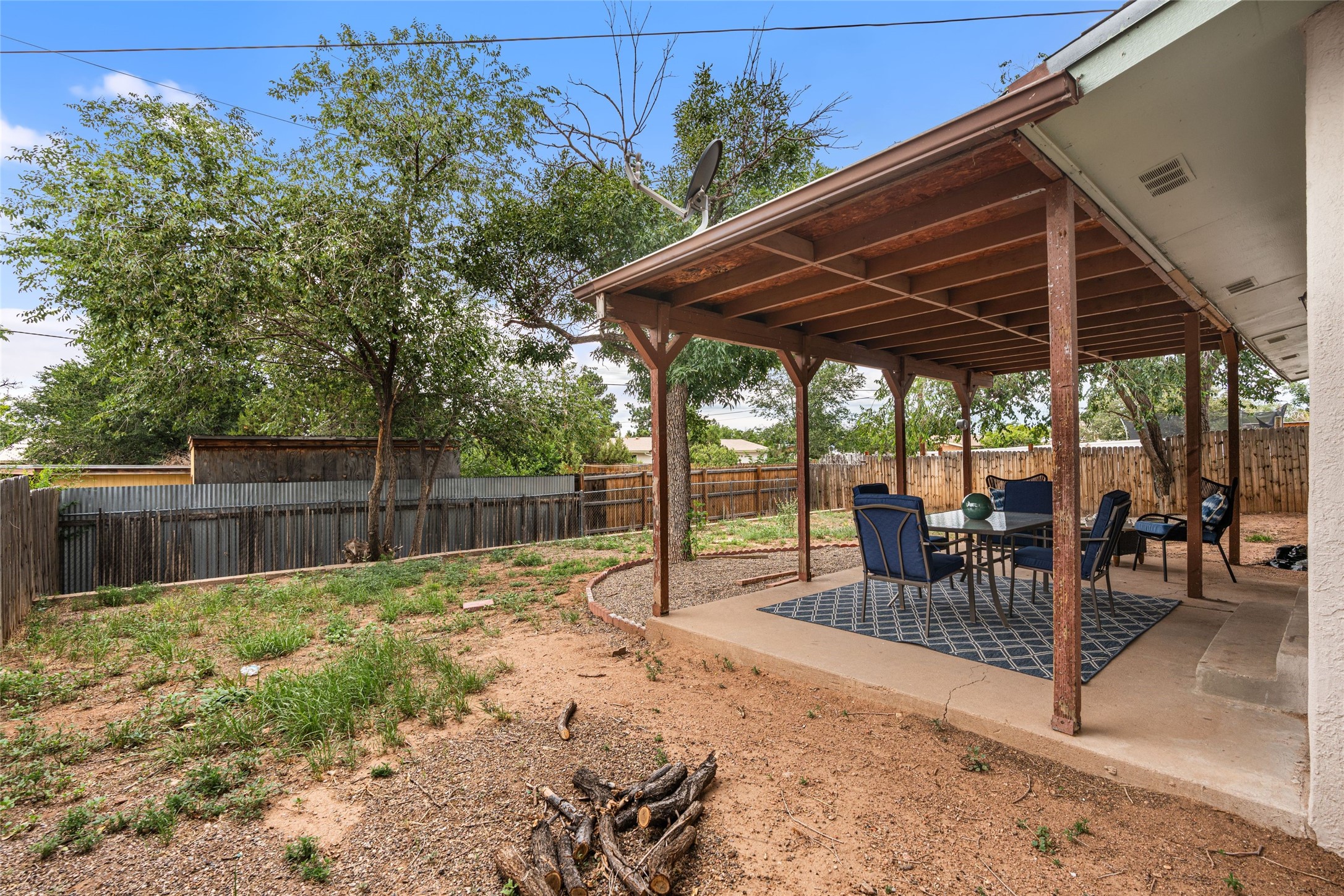 2320 Camino Carlos Rey
