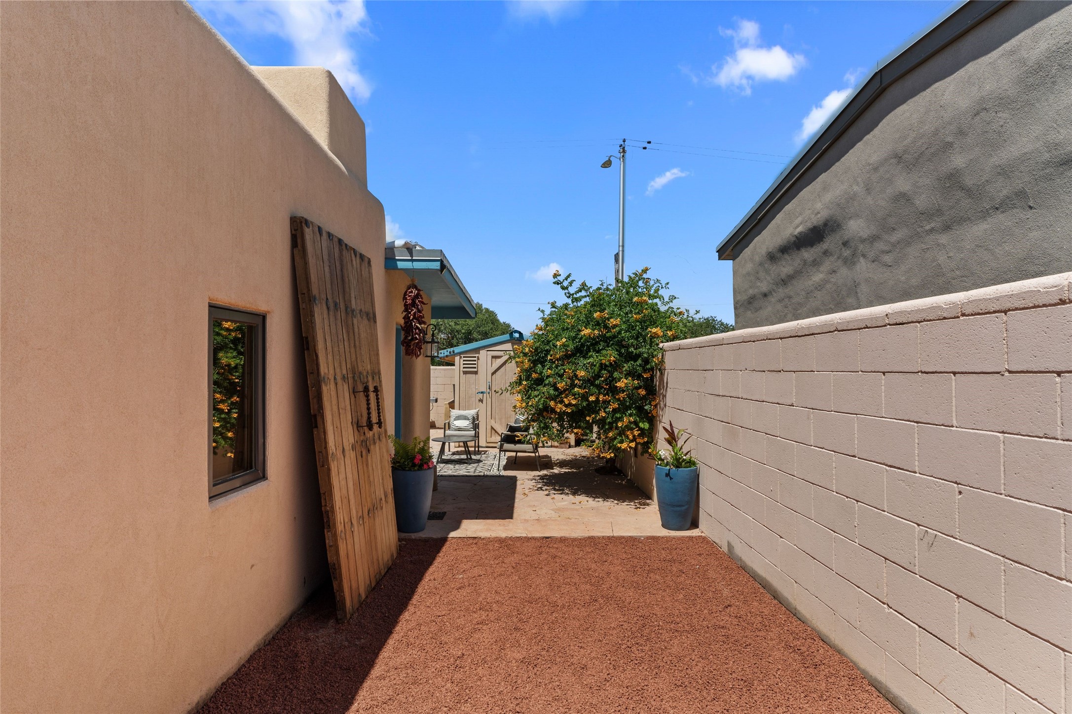 550 Juanita Street