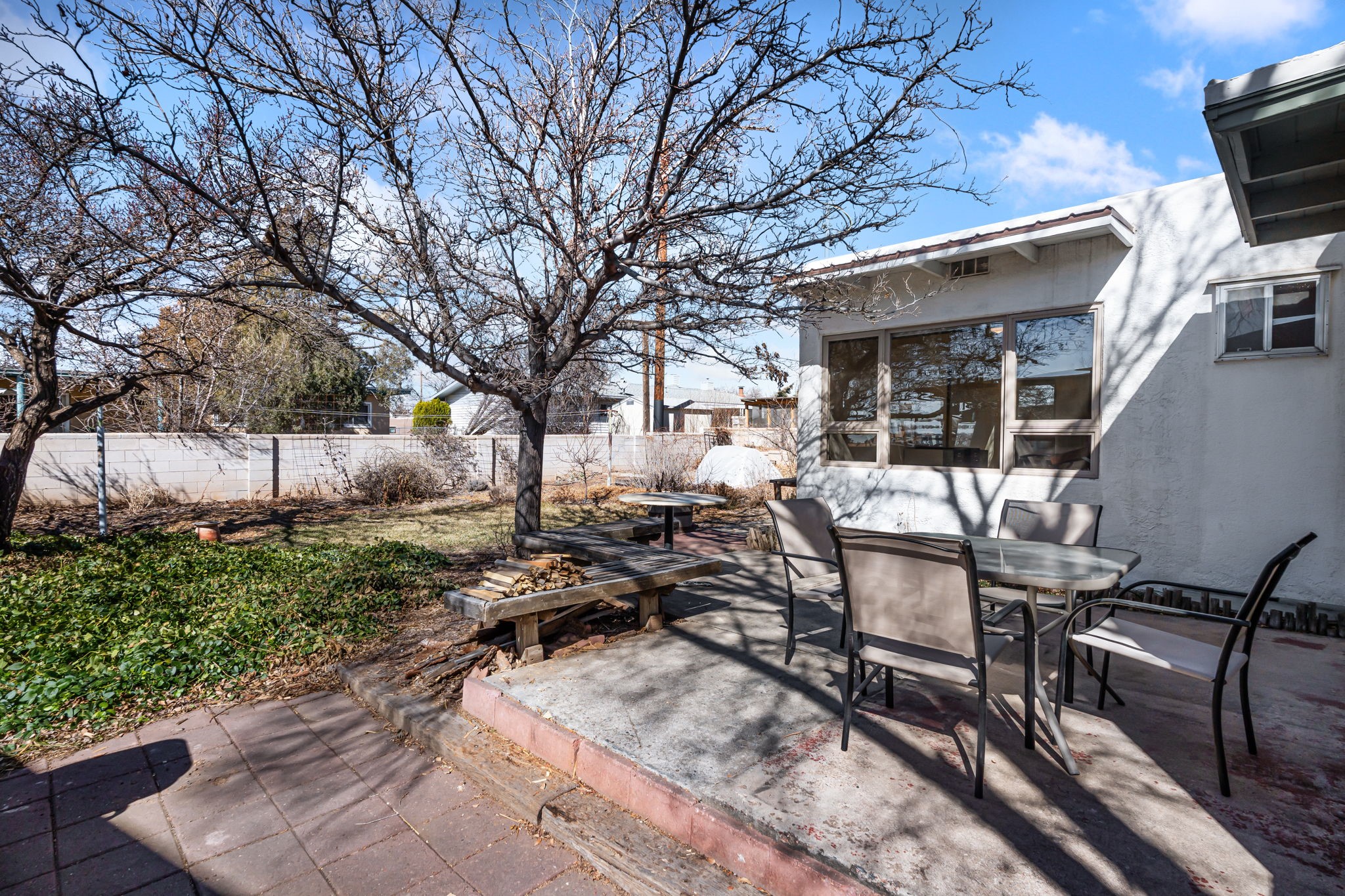 1016 Camino Redondo