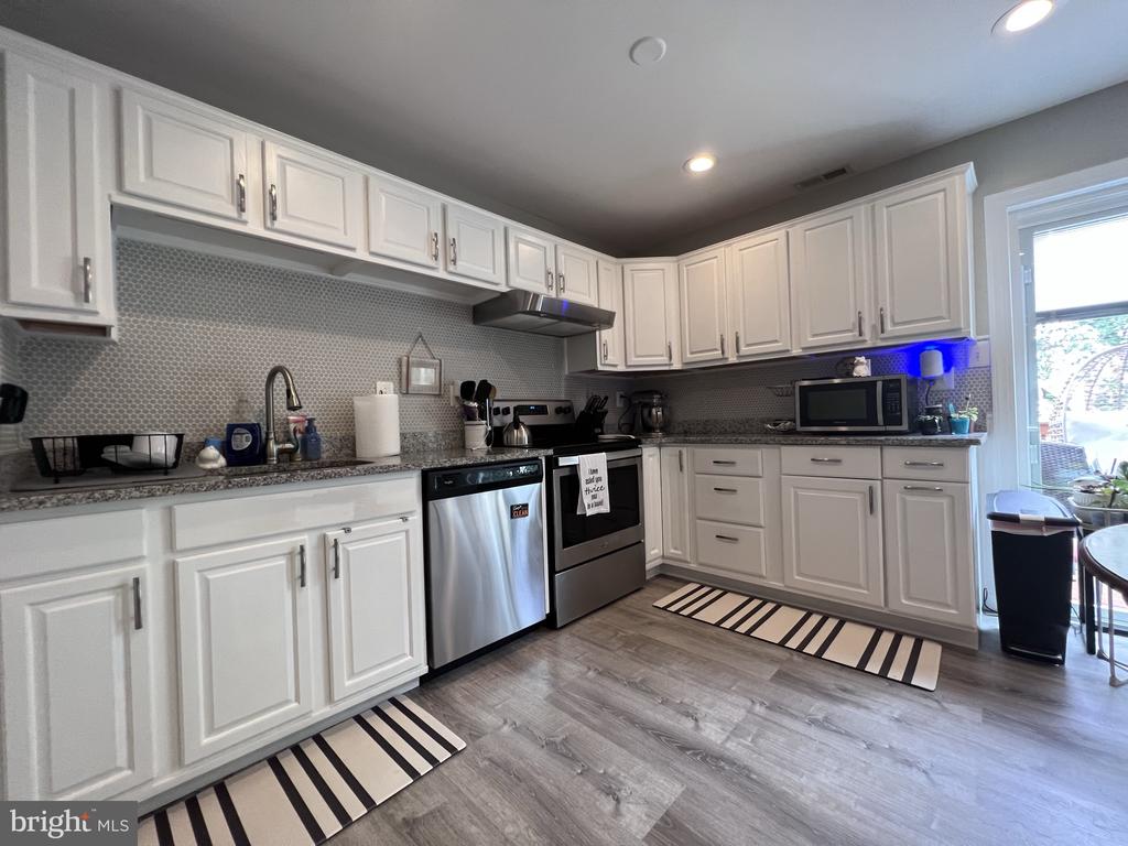 4128 PLACID LAKE COURT 64B