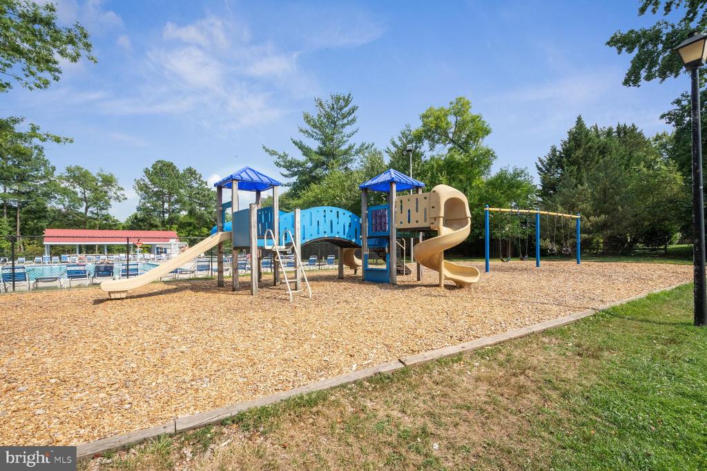 1638 HIDDENBROOK DRIVE