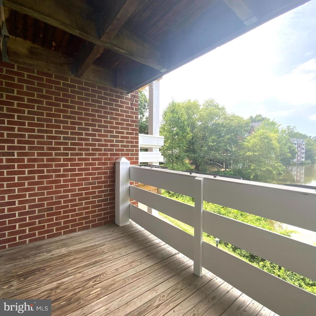 7594 LAKESIDE VILLAGE DRIVE M 7594M