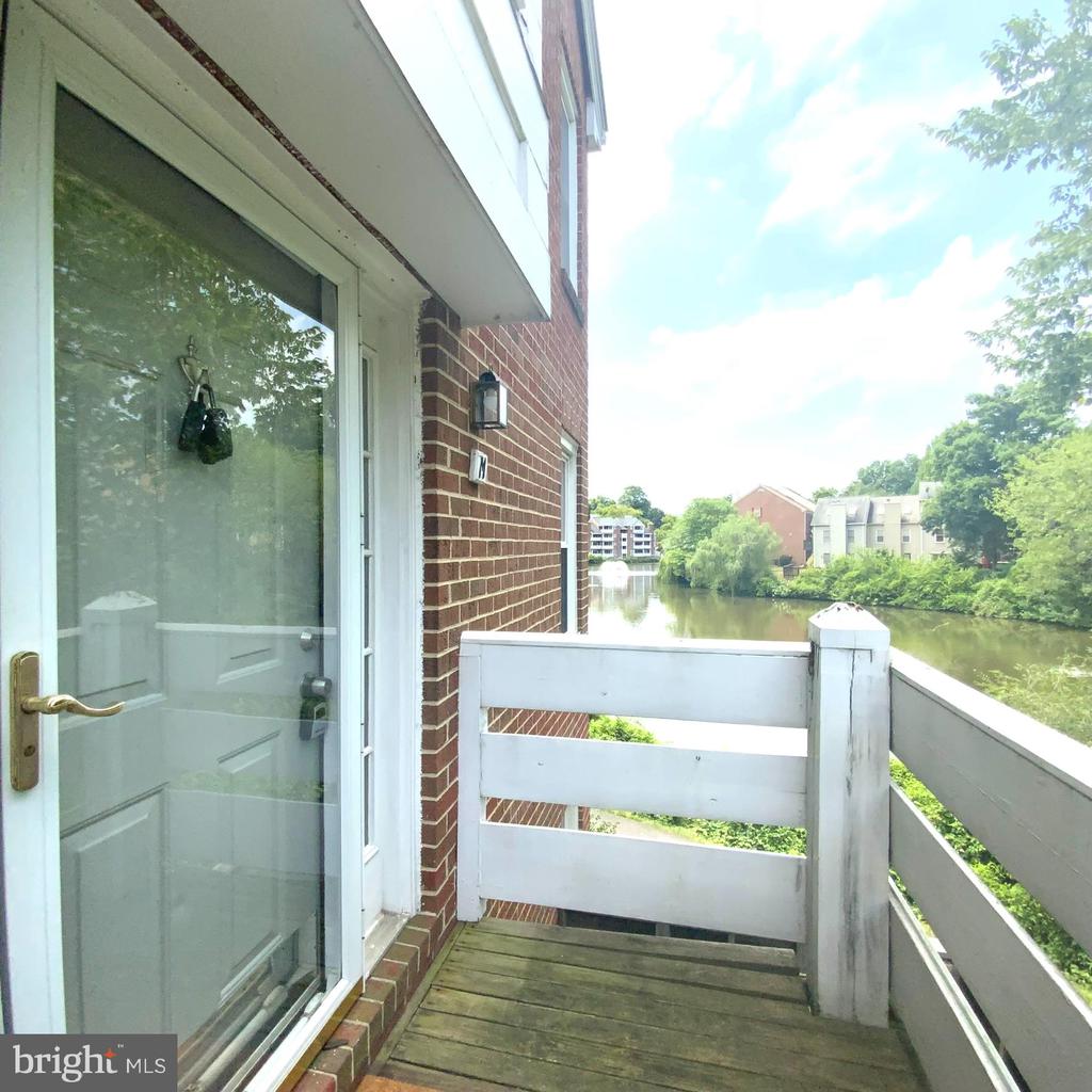 7594 LAKESIDE VILLAGE DRIVE M 7594M