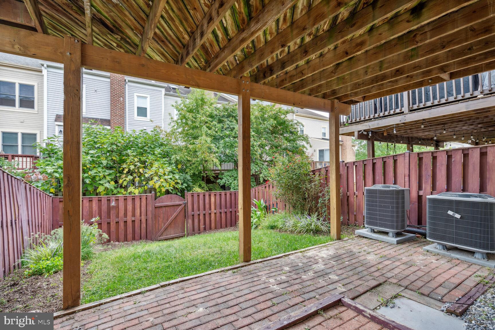 5104 WOODFIELD DRIVE