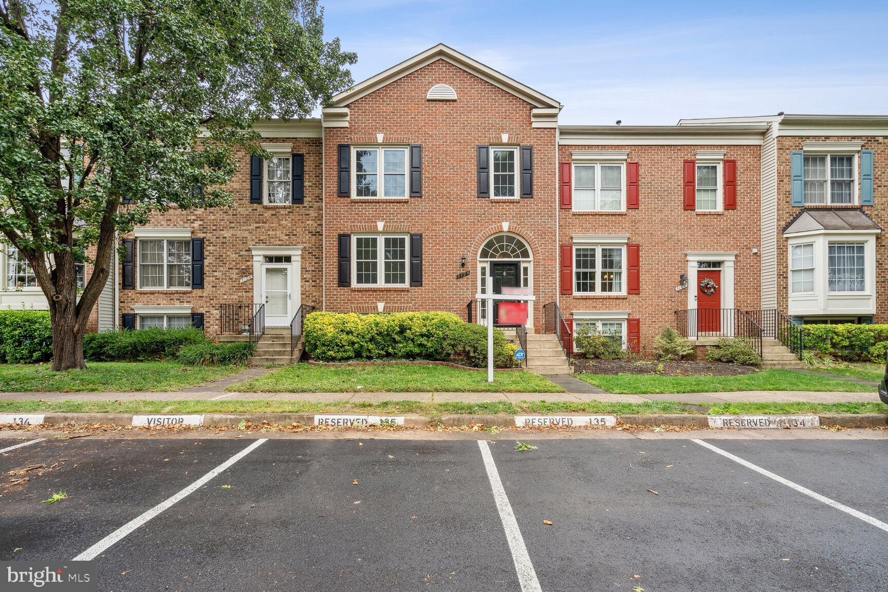 5104 WOODFIELD DRIVE