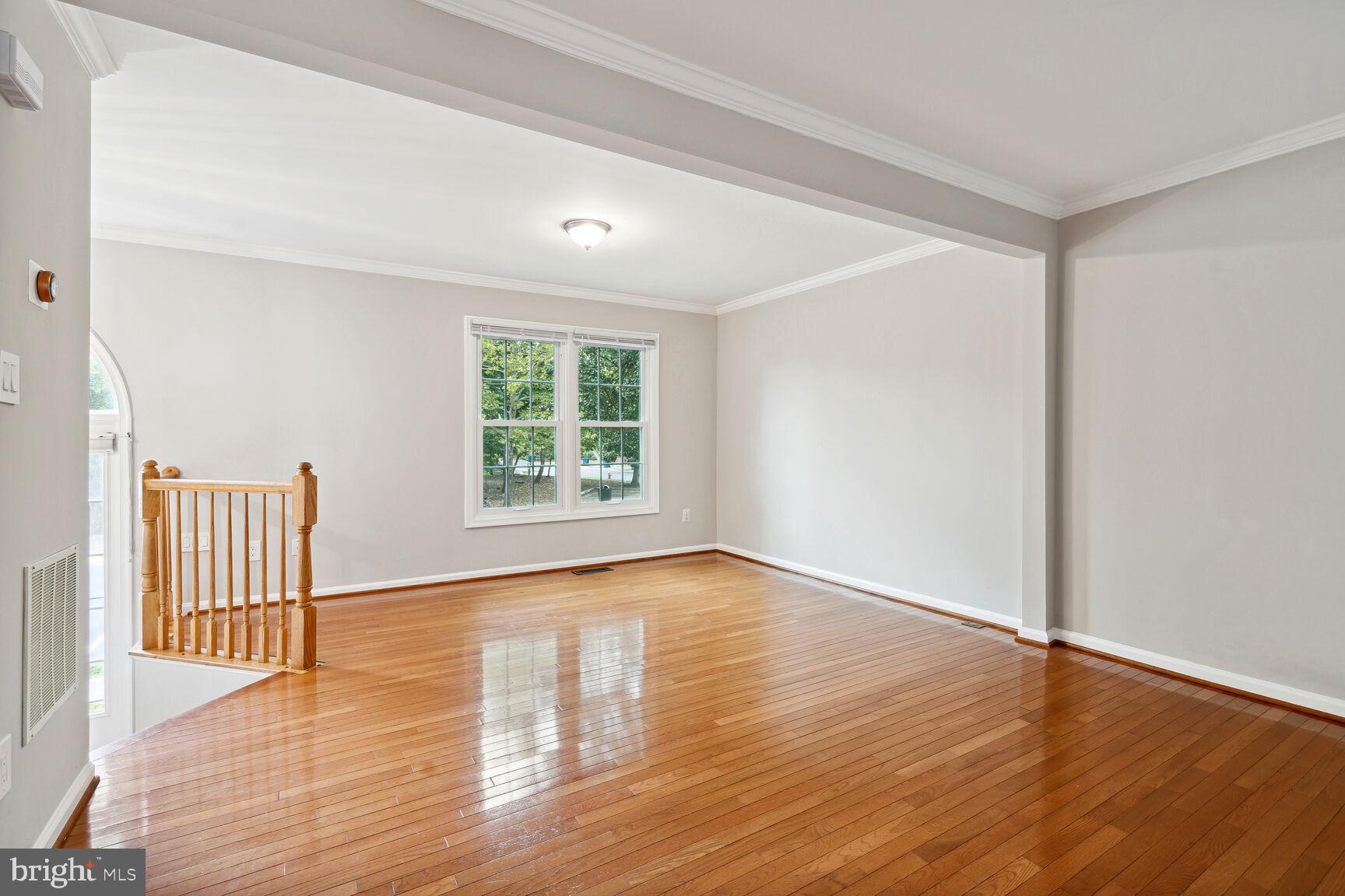 5104 WOODFIELD DRIVE