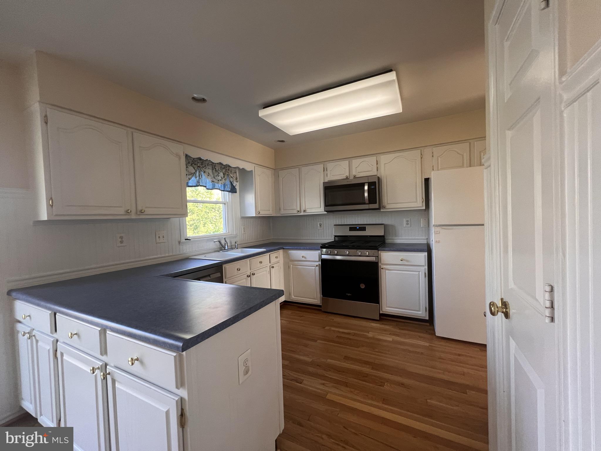 12326 QUIET HOLLOW COURT