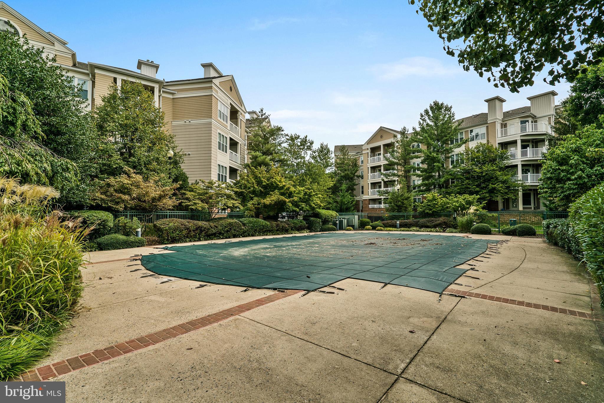 12913 ALTON SQUARE 206
