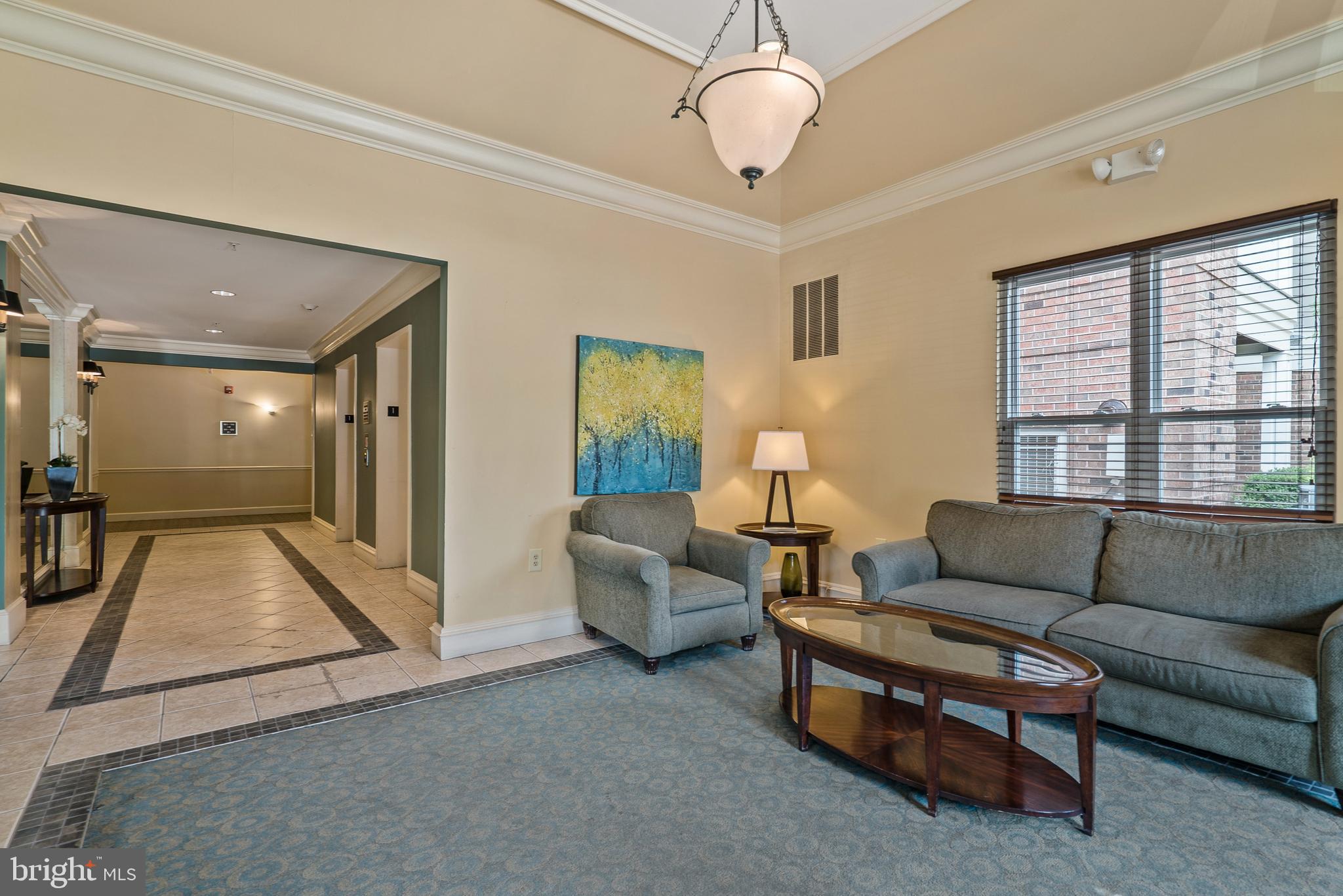 12913 ALTON SQUARE 206