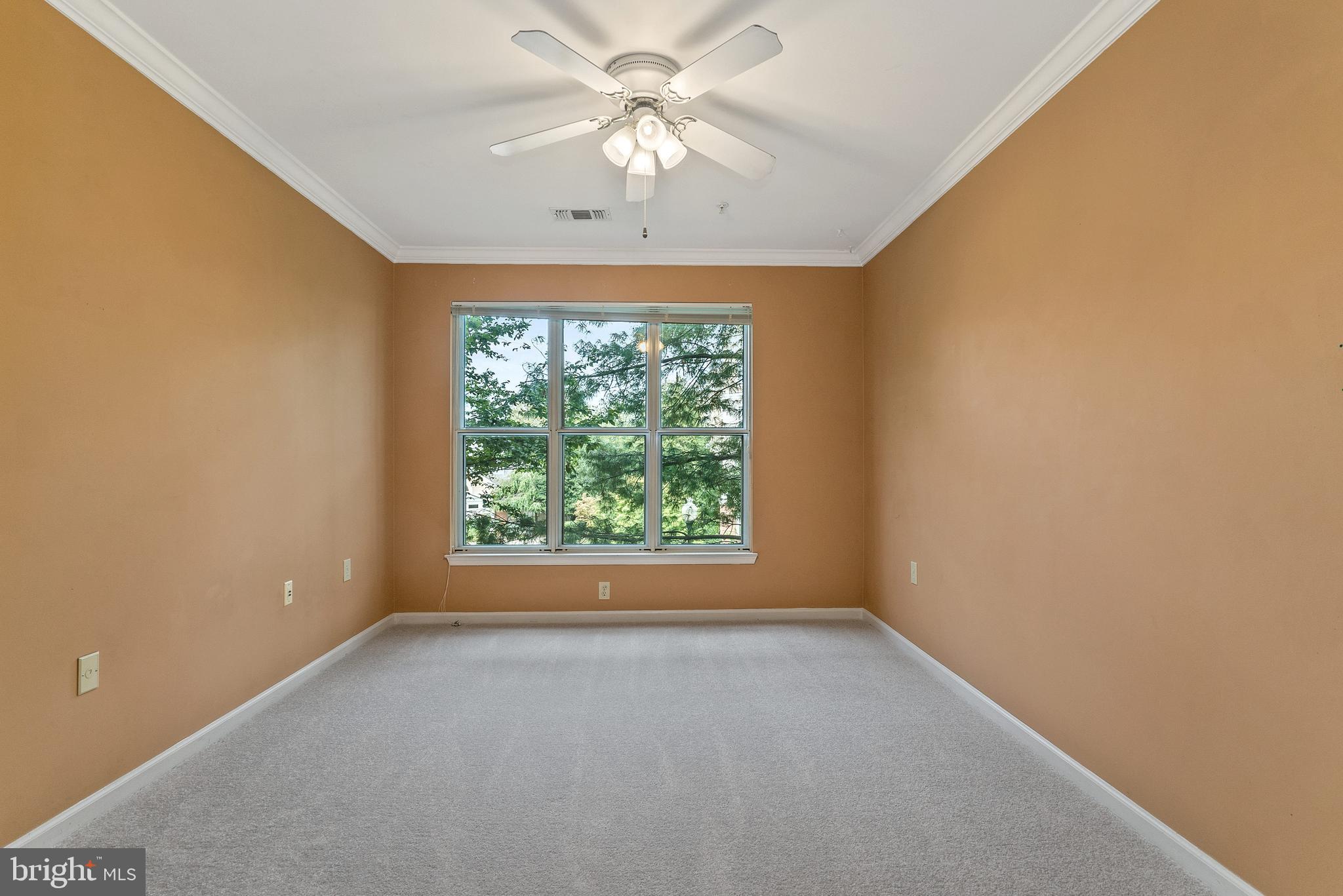 12913 ALTON SQUARE 206