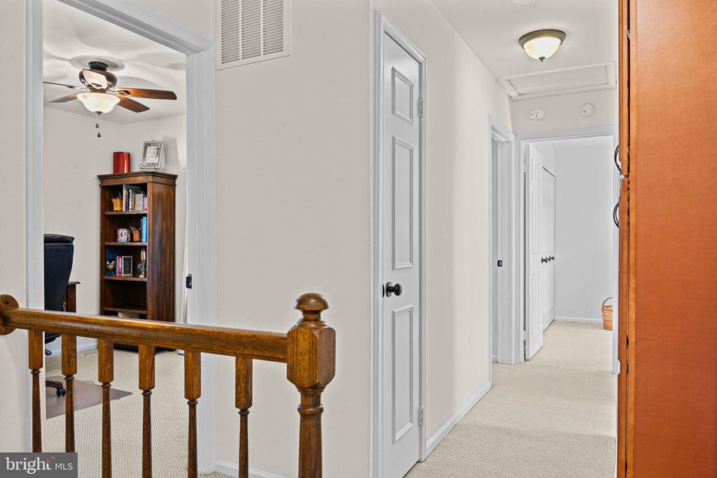 14527 WILLIAM CARR LANE