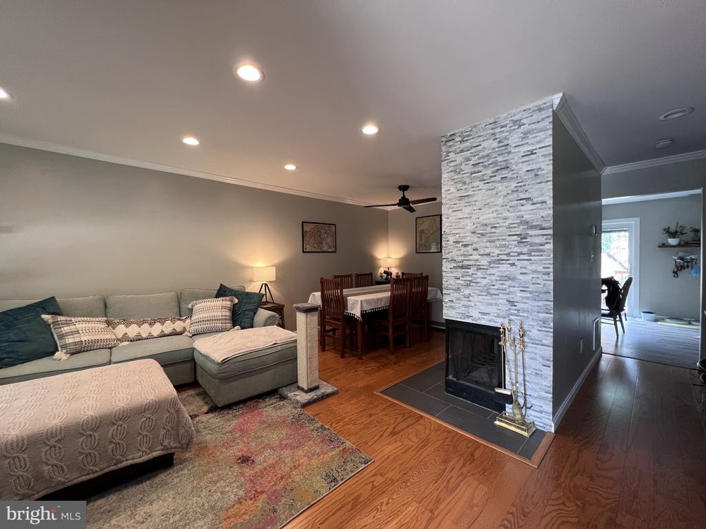 4128 PLACID LAKE COURT 64B