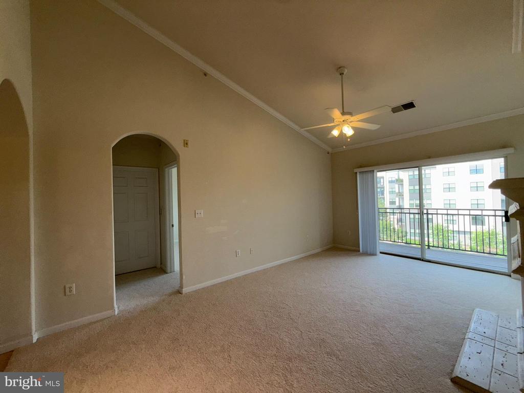 12941 CENTRE PARK CIRCLE 416