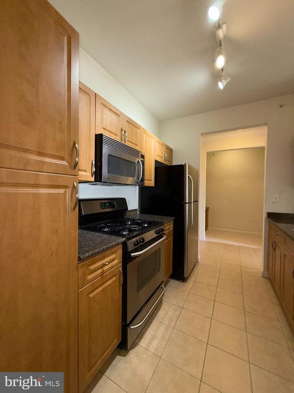 12941 CENTRE PARK CIRCLE 416