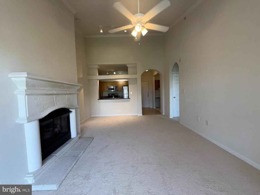 12941 CENTRE PARK CIRCLE 416
