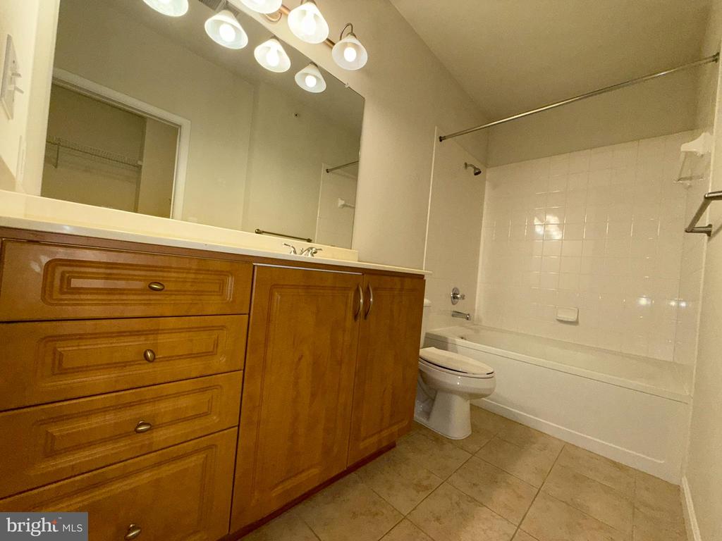 12941 CENTRE PARK CIRCLE 416