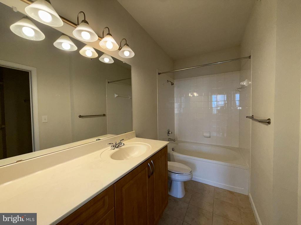 12941 CENTRE PARK CIRCLE 416