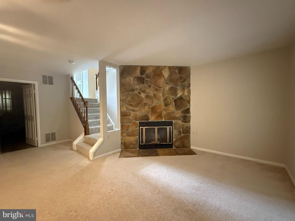 3311 KINFOLK COURT