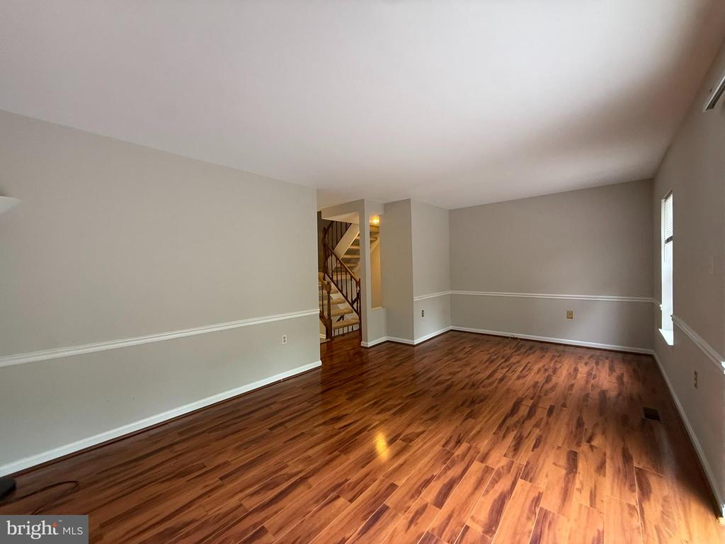 3311 KINFOLK COURT