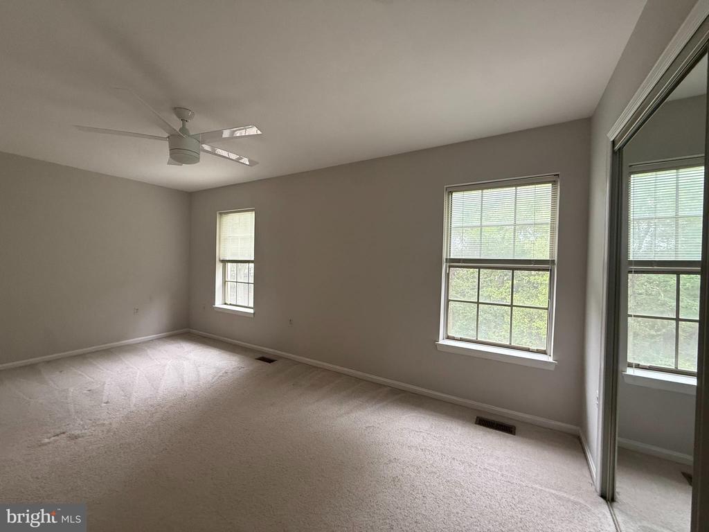 3311 KINFOLK COURT