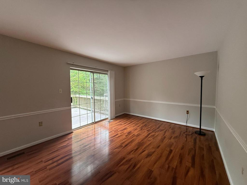 3311 KINFOLK COURT