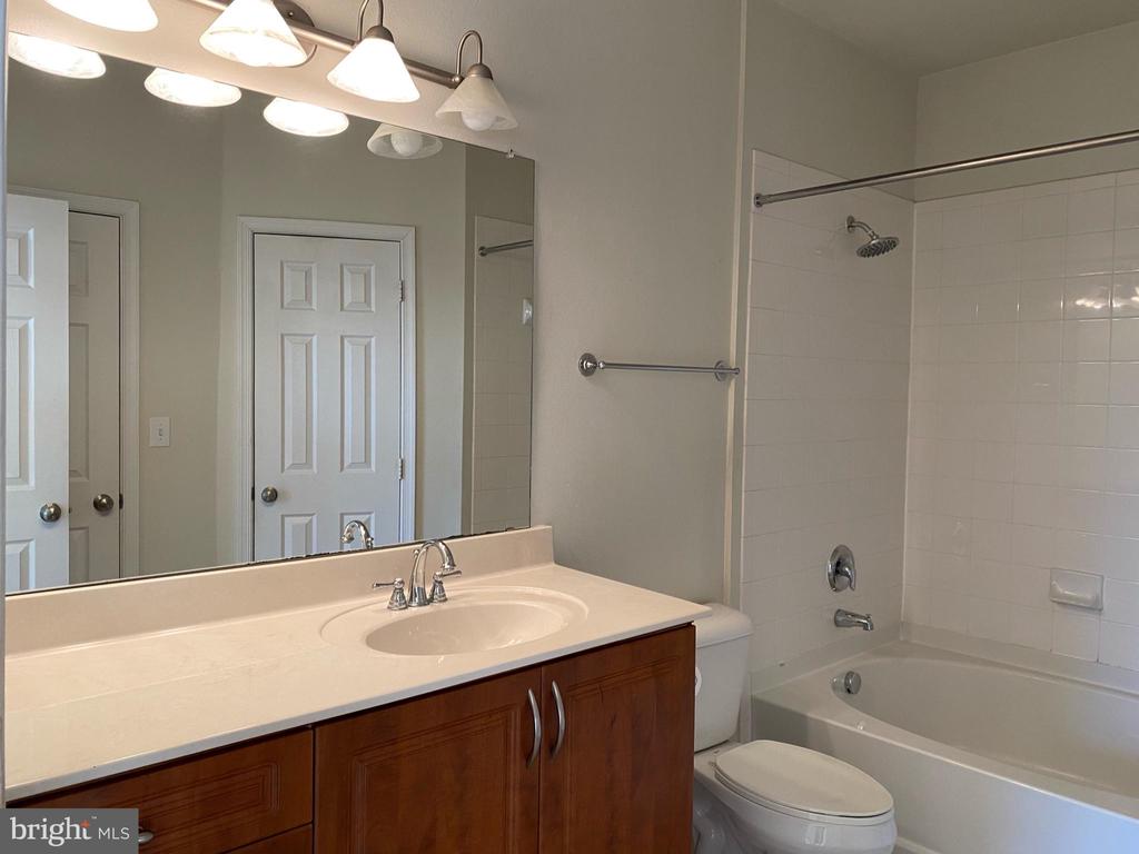 12148 GARDEN GROVE CIRCLE 203