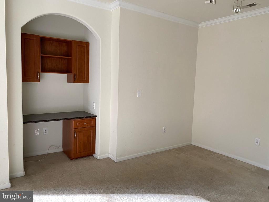 12148 GARDEN GROVE CIRCLE 203