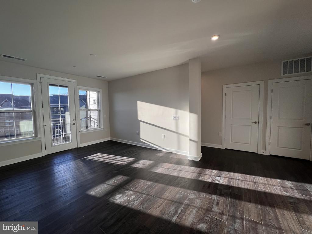 3927 FAIR RIDGE DRIVE 506