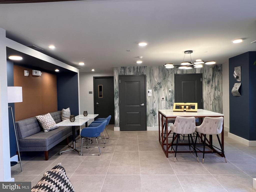 3927 FAIR RIDGE DRIVE 506