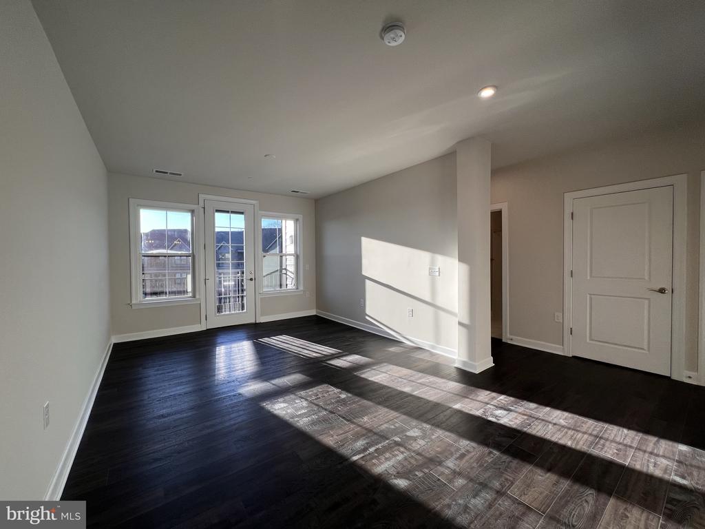 3927 FAIR RIDGE DRIVE 506
