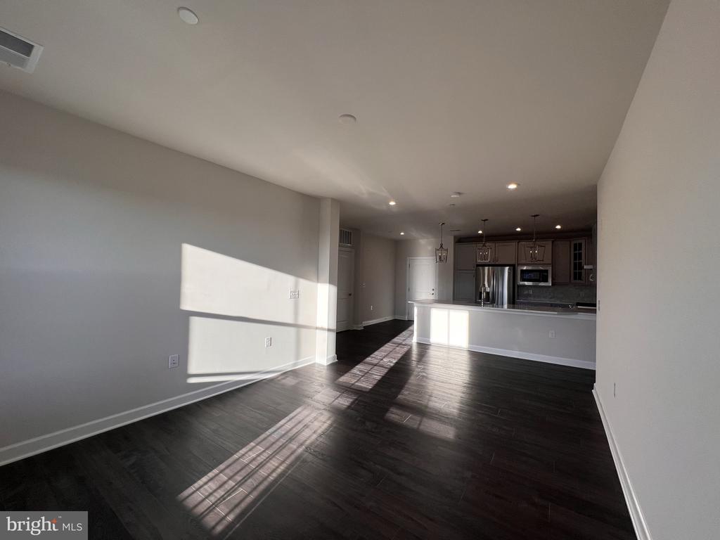 3927 FAIR RIDGE DRIVE 506