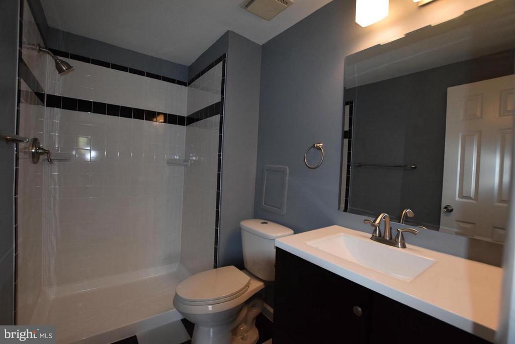 9426 CANDLEBERRY COURT
