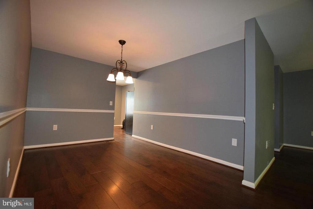 9426 CANDLEBERRY COURT