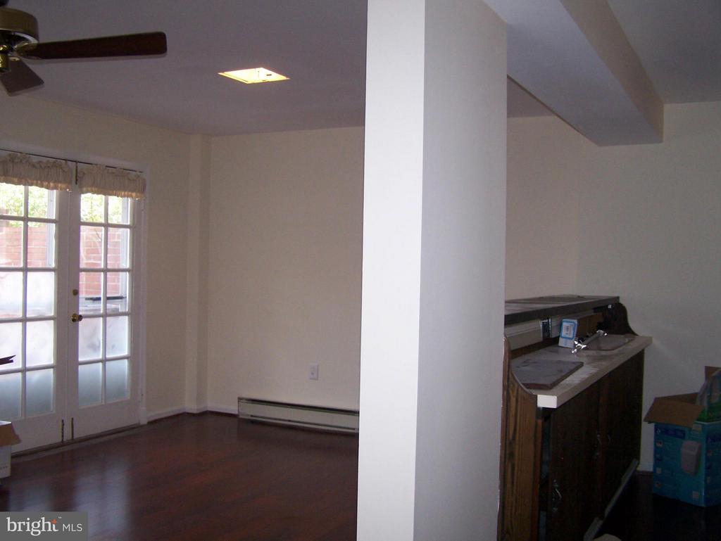 6434 EASTLEIGH COURT