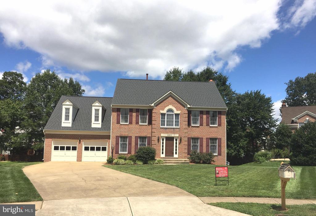 2501 HALTERBREAK COURT
