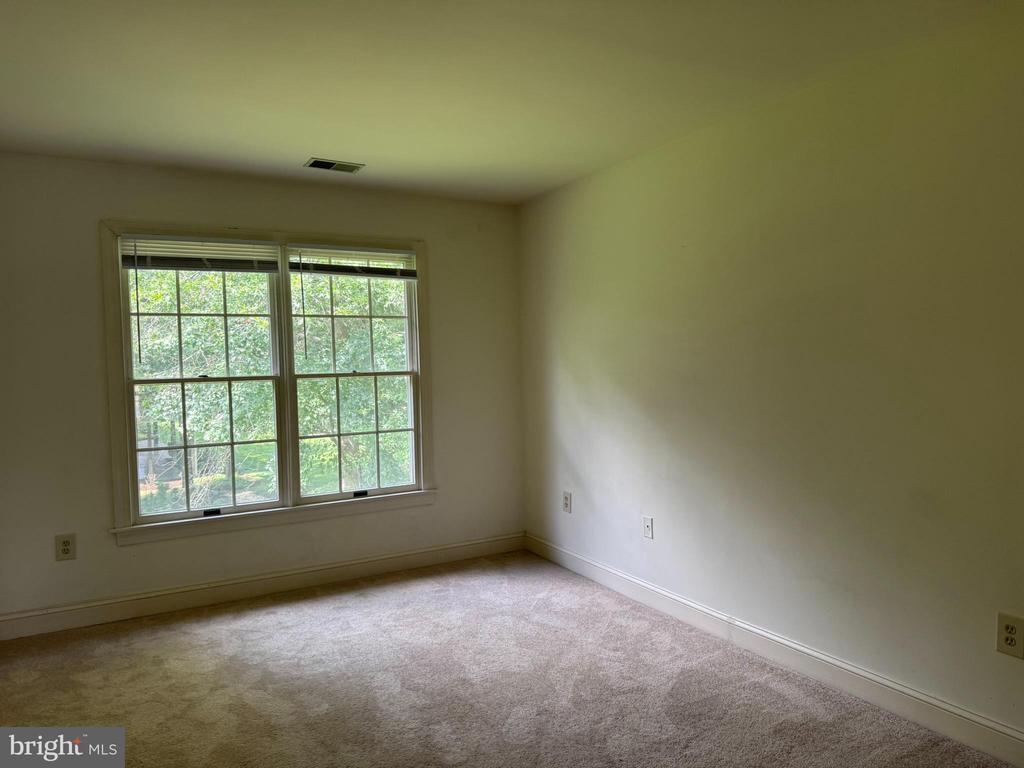 2501 HALTERBREAK COURT