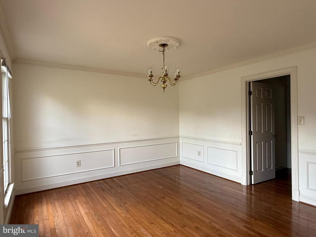 2501 HALTERBREAK COURT
