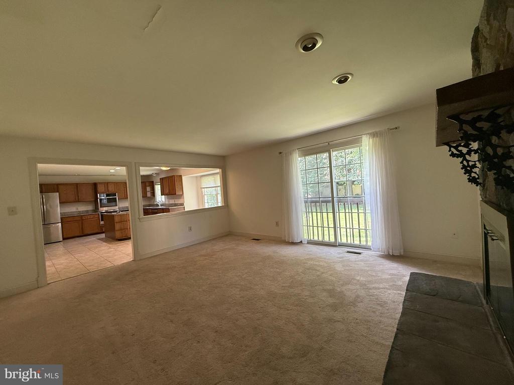 2501 HALTERBREAK COURT