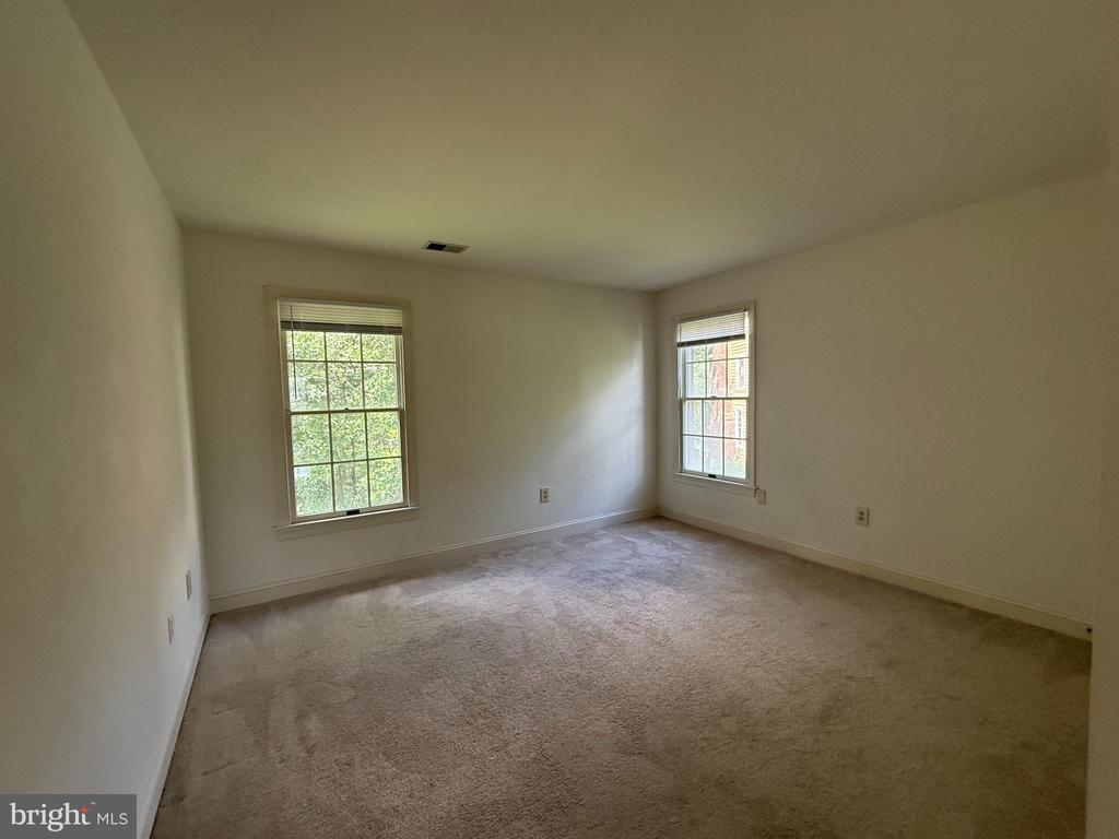 2501 HALTERBREAK COURT