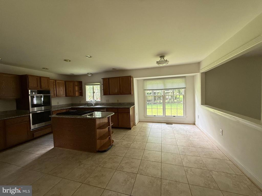 2501 HALTERBREAK COURT
