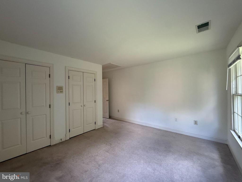 2501 HALTERBREAK COURT