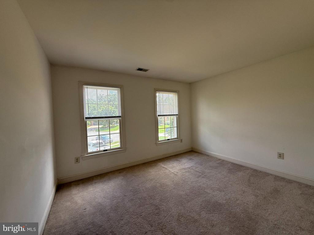 2501 HALTERBREAK COURT