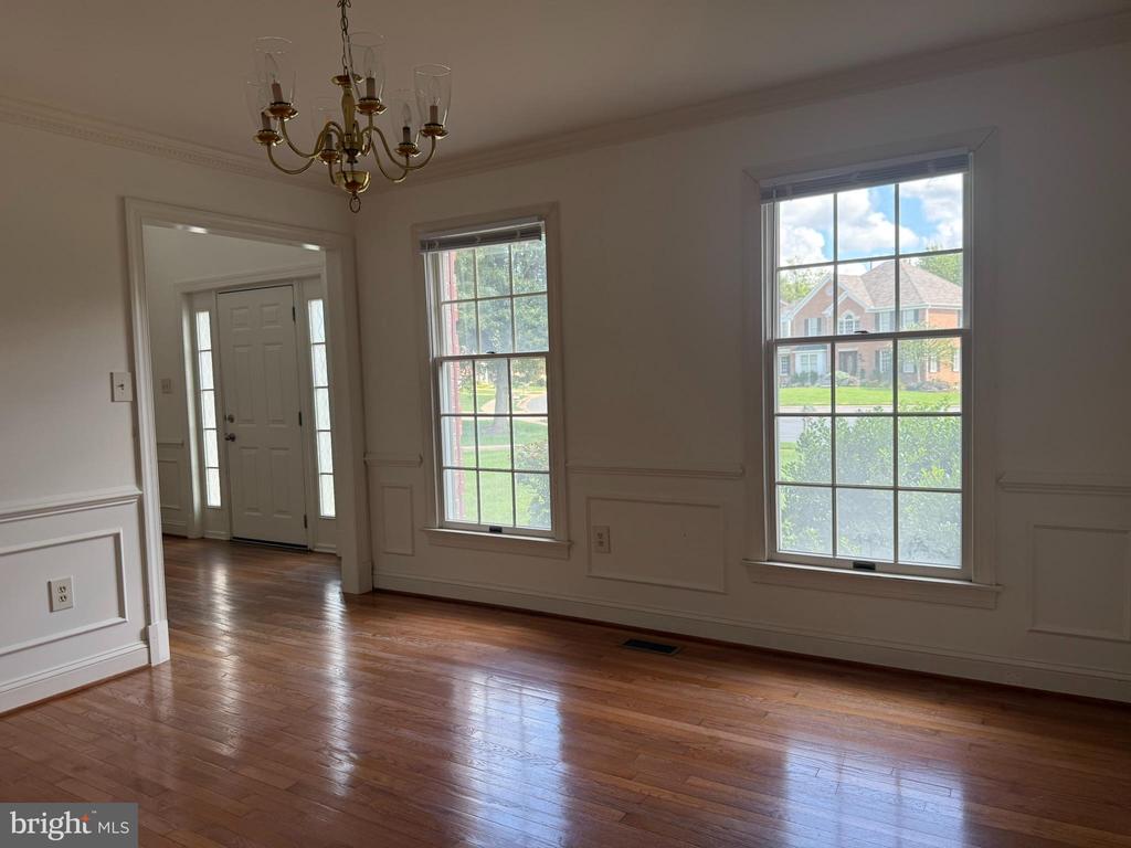 2501 HALTERBREAK COURT