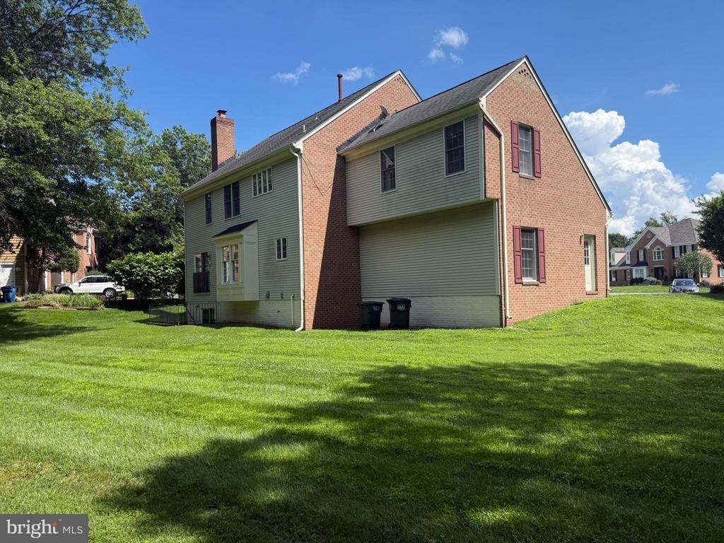 2501 HALTERBREAK COURT
