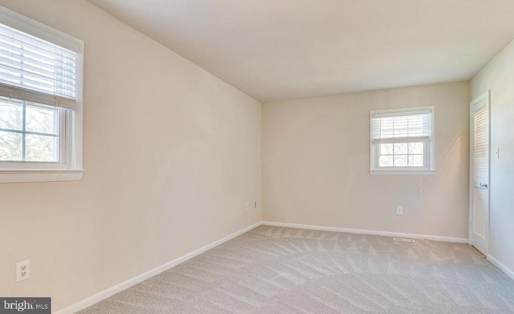 3000 WINTER PINE COURT