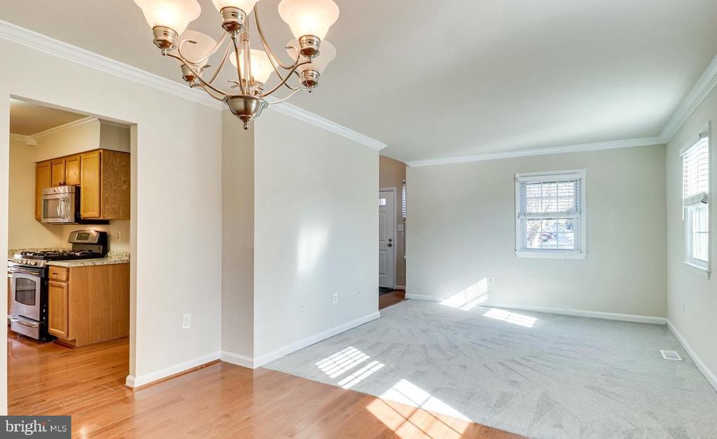 3000 WINTER PINE COURT